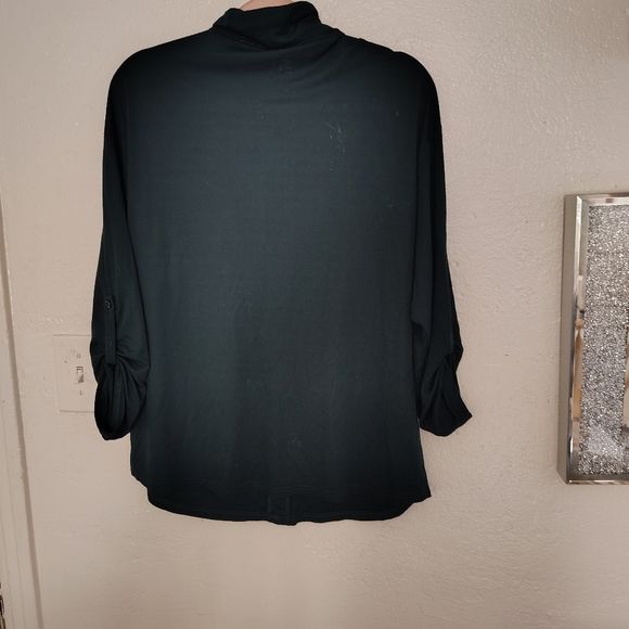 ViVI Forest Green Top - Picture 5 of 7